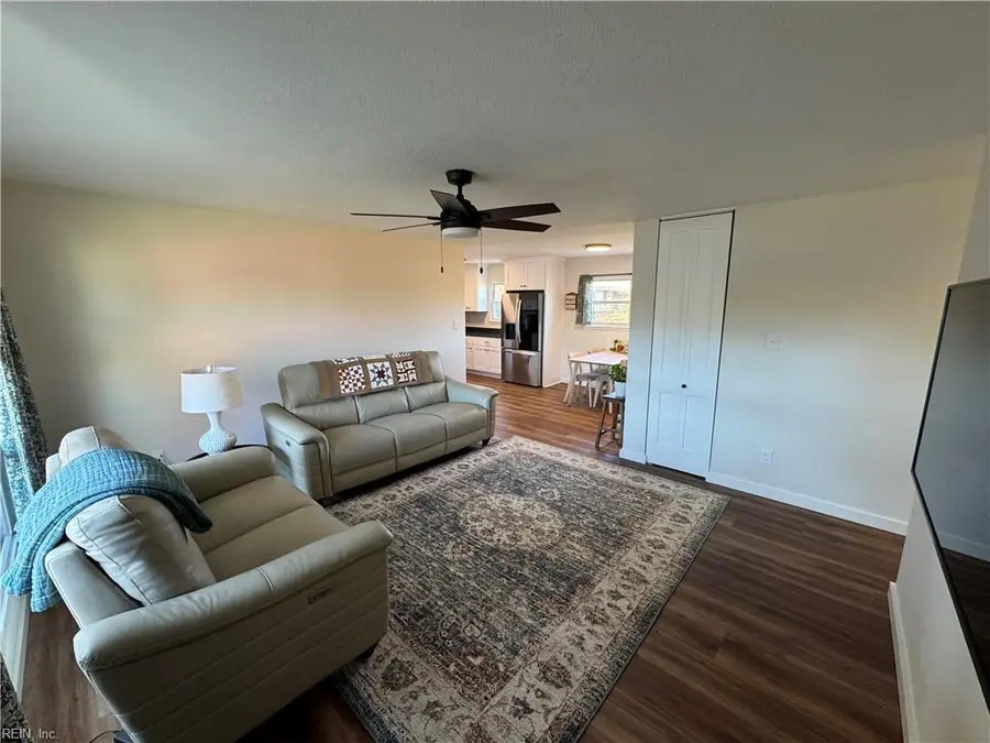 701 Linda Court, Virginia Beach, VA 23455 - Image #2