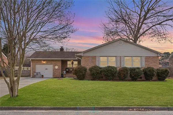 17 Bosch Lane, Newport News, VA 23606