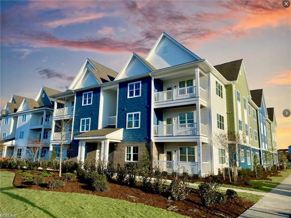 1732 Dromolin Drive #303, Virginia Beach, VA 23456 - Image #1