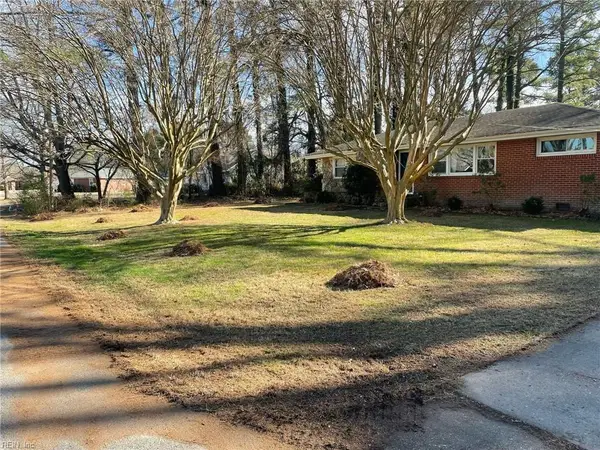 2229 Bugle Drive N, Chesapeake, VA 23321