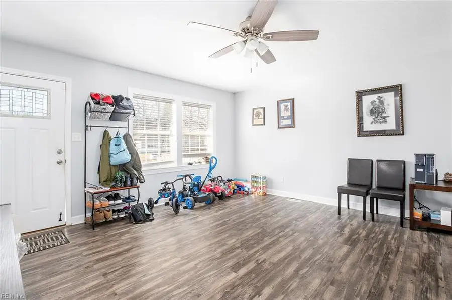 306 Lynnhaven Drive, Hampton, VA 23666 - Image #3