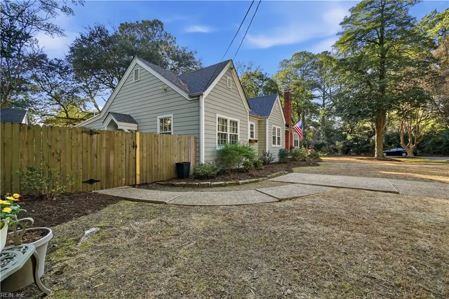 119 Dover Circle, Norfolk, VA 23505 - Image #3