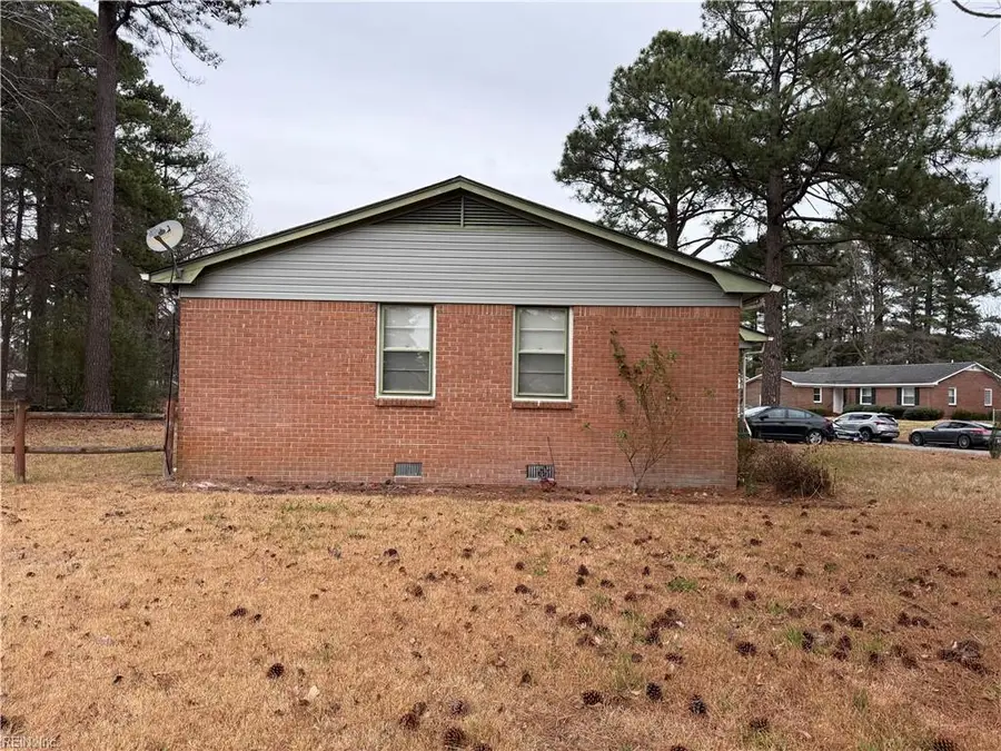 1109 Lakeview Drive, Portsmouth, VA 23701 - #3