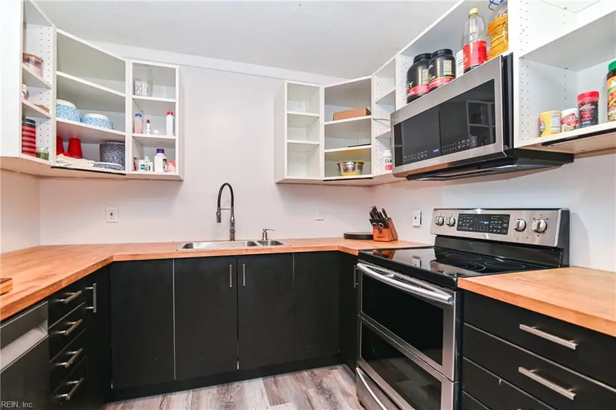 2813 Squire Court, Chesapeake, VA 23323 - Image #2