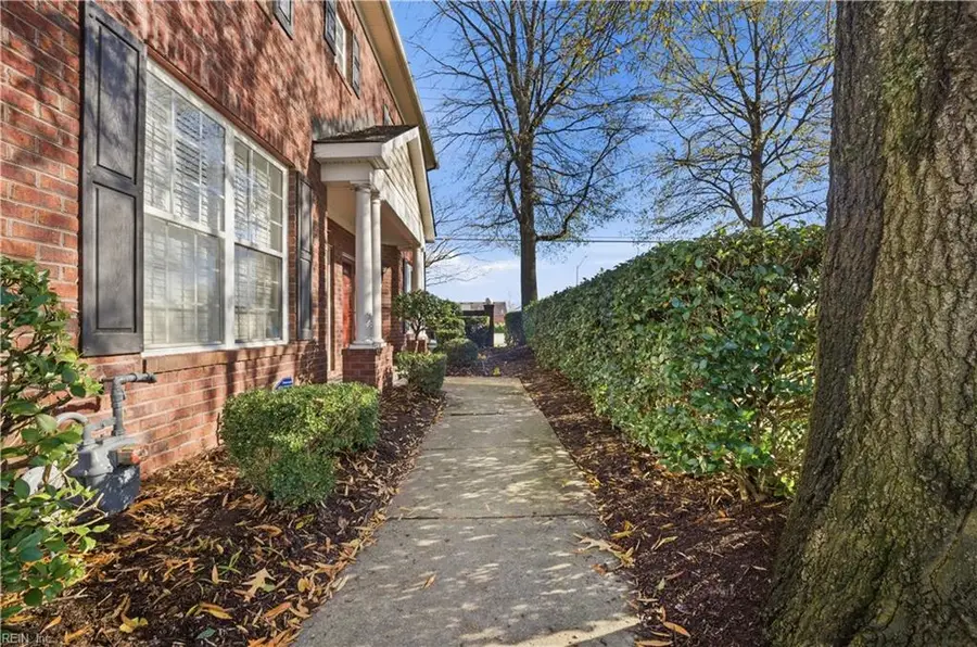 2128 Tarleton Oaks Drive, Virginia Beach, VA 23464 - Image #3