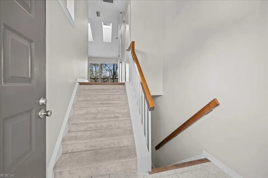 2718 Seashore Cove, Virginia Beach, VA 23454 - Image #2