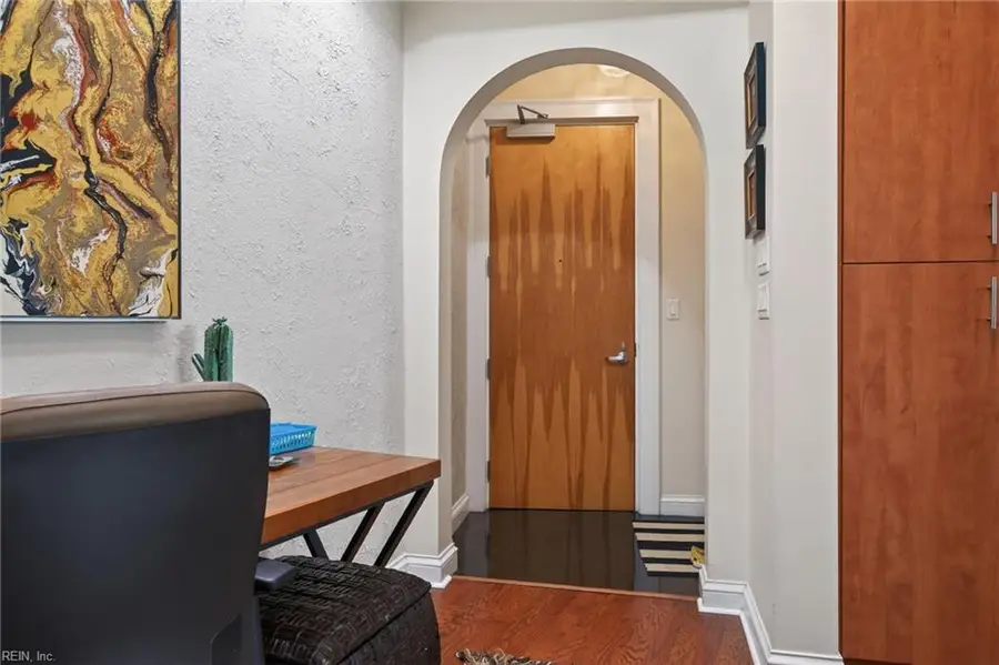 415 Saint Pauls Boulevard #504, Norfolk, VA 23510 - Image #3