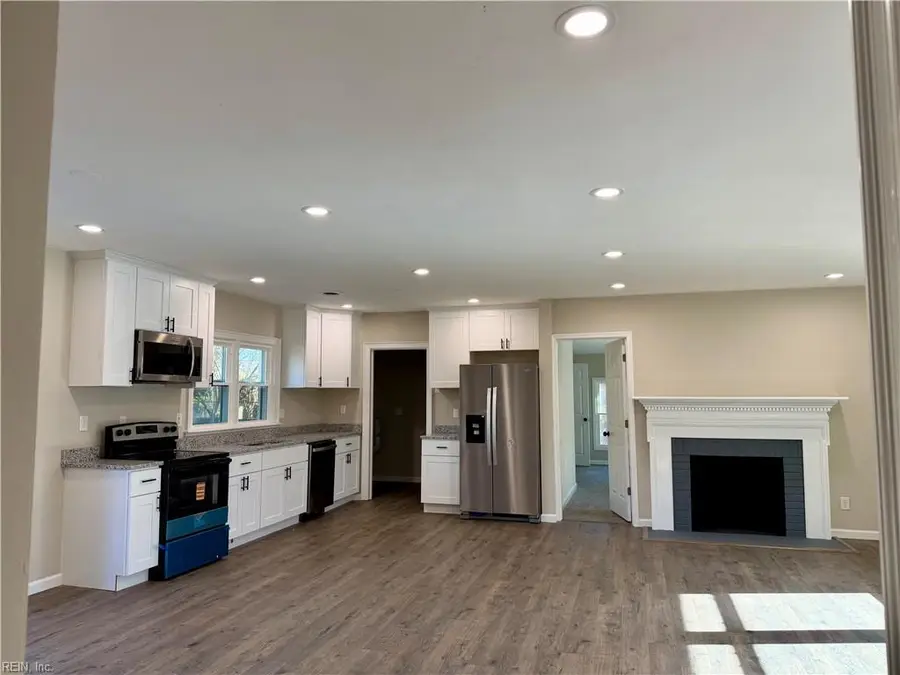 208 Old Drive, Chesapeake, VA 23322 - Image #3