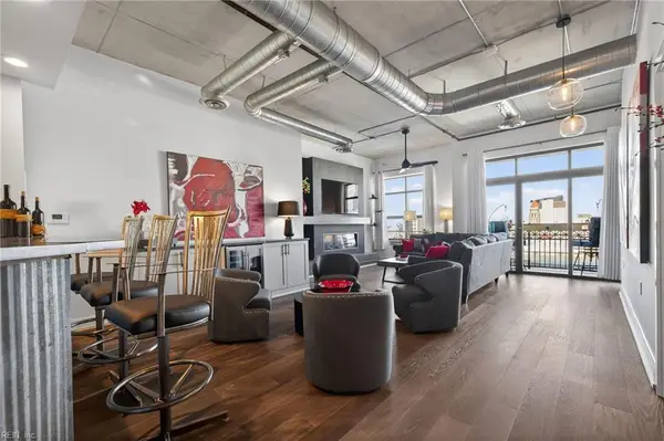 123 College Place #801, Norfolk, VA 23510