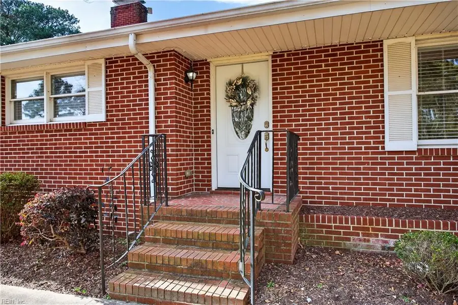 2912 Replica Lane, Portsmouth, VA 23703 - Image #2