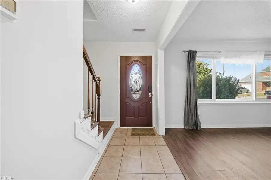 1912 Eastover Court, Virginia Beach, VA 23464 - Image #3