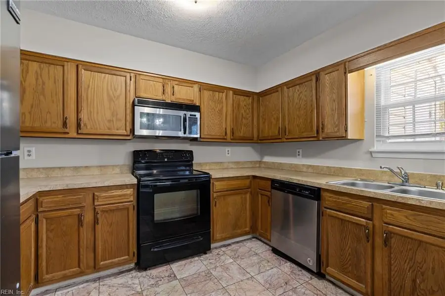 1653 Skiffes Creek Circle, Williamsburg, VA 23185 - #3