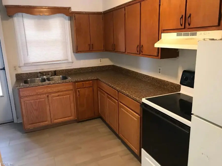 2411 Wyoming Avenue, Norfolk, VA 23513 - Image #2