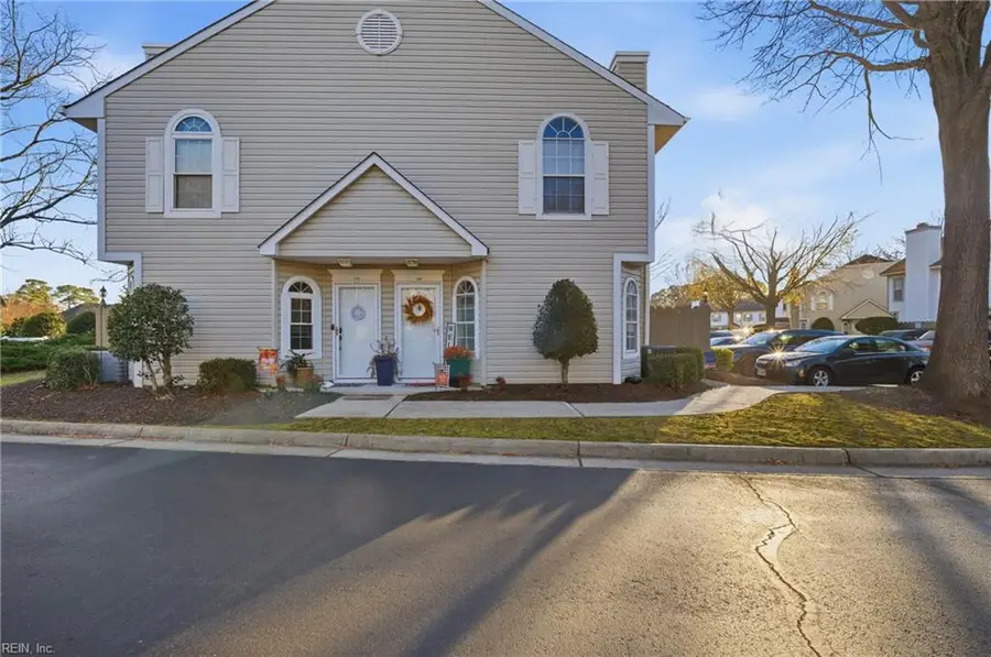 1612 Pattington Circle, Virginia Beach, VA 23454 - Image #2