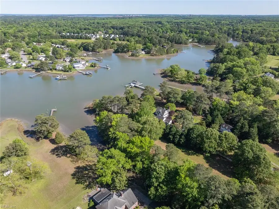 105 Ocean Breeze Drive, Yorktown, VA 23692 - Image #3