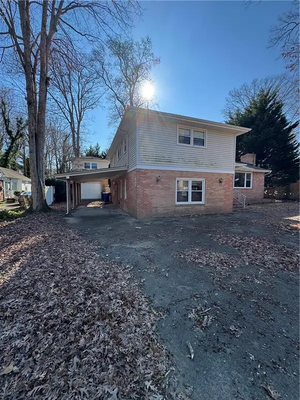 537 Hallmark Drive, Newport News, VA 23606