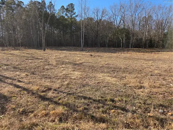 2 Sandy Hill Road, Courtland, VA 23837