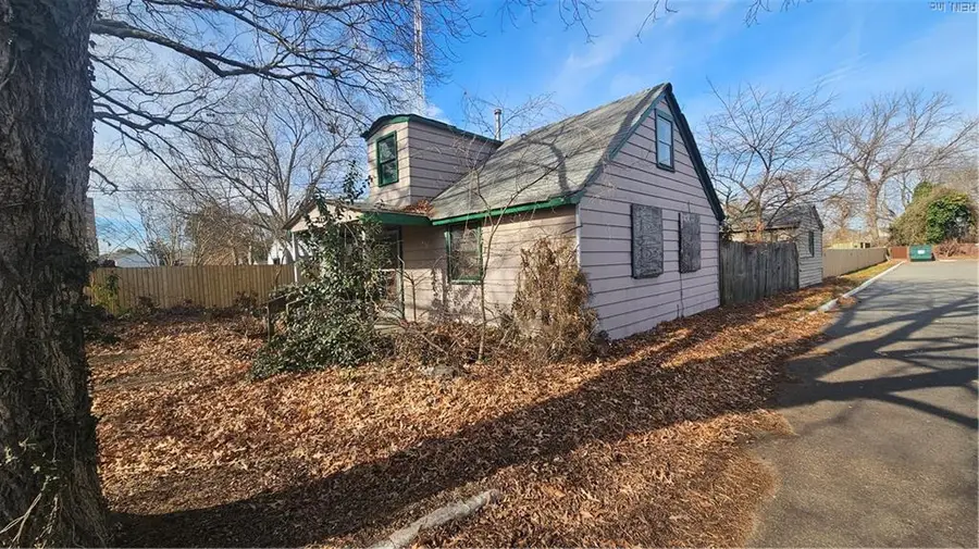 573 Old Point Avenue, Hampton, VA 23663 - Image #3