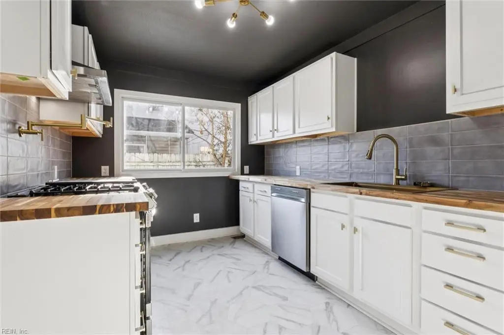 2107 Willow Wood Drive, Norfolk, VA 23509 - Image #1