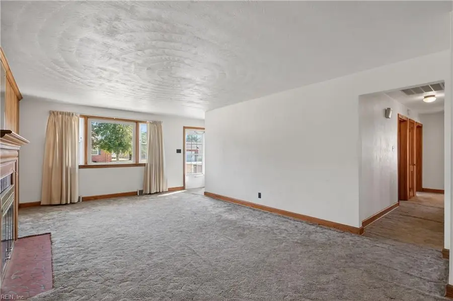 302 Chandler Harper Drive, Portsmouth, VA 23701 - Image #2