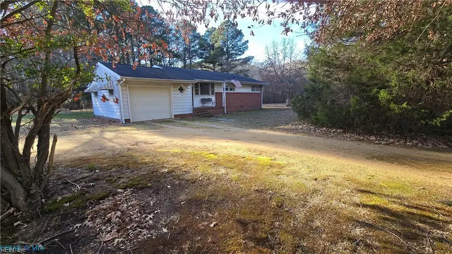 6116 Buckley Hall Road, Cobbs Creek, VA 23035 - Image #3