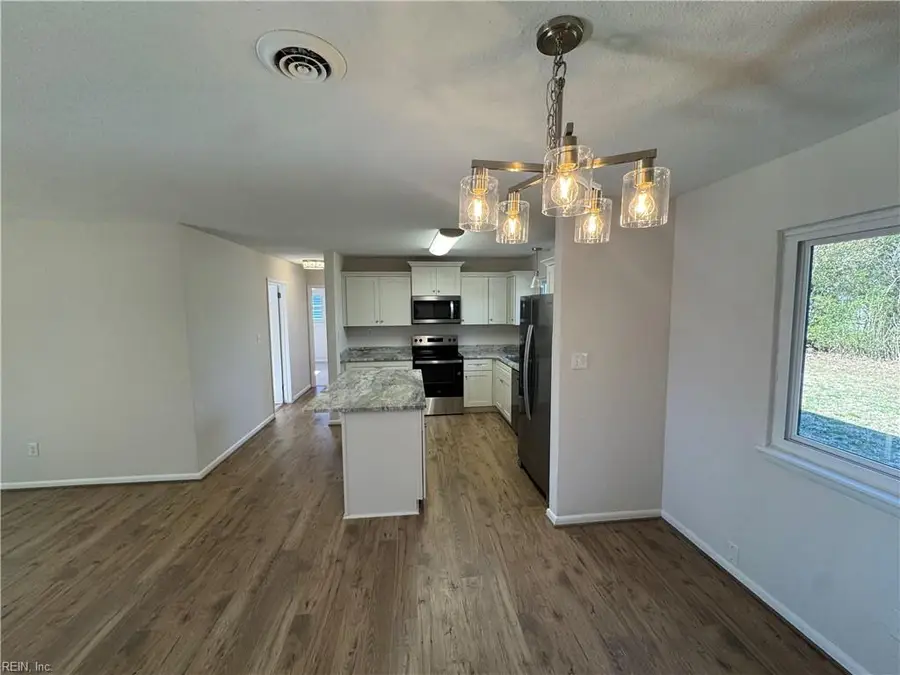 3108 Aaron Drive, Chesapeake, VA 23323 - Image #3