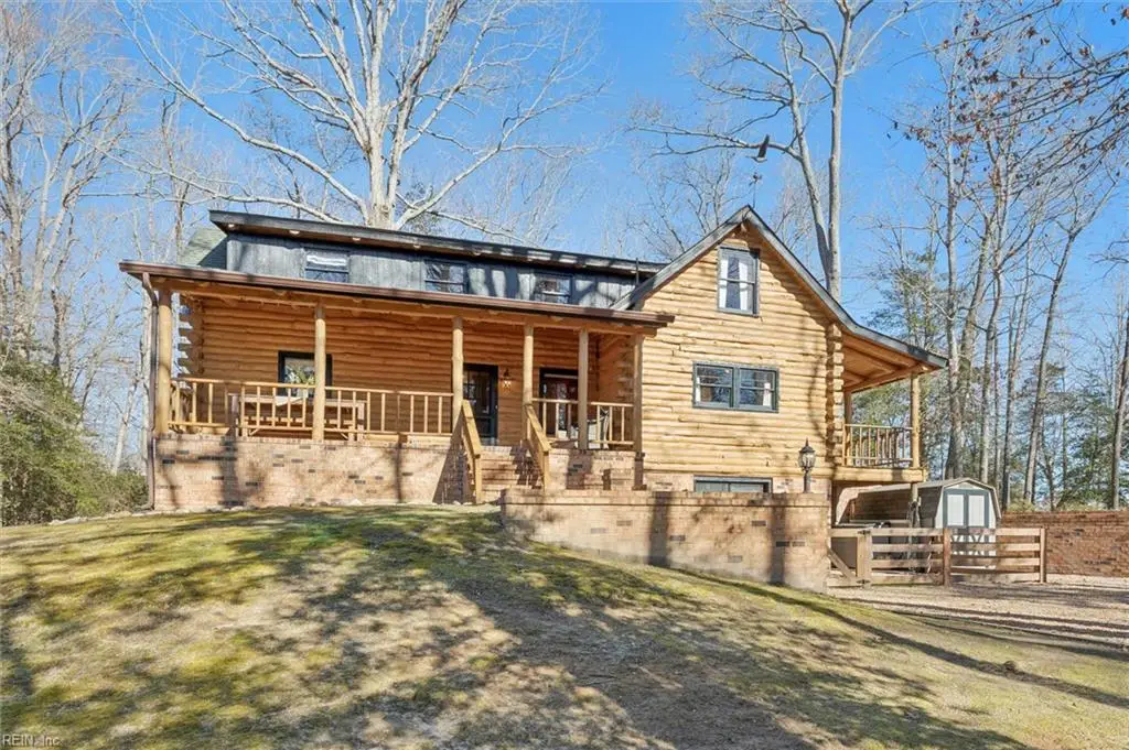 322 Fairfield Road, Hartfield, VA 23071 - Image #1