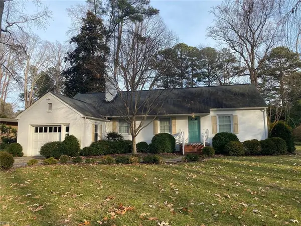 4 Merry Circle, Newport News, VA 23606