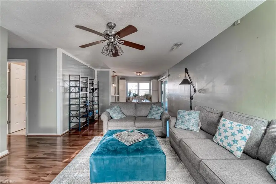 3320 Waterman Road, Virginia Beach, VA 23452 - Image #2