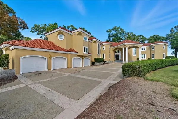 121 Windy Point Drive, Suffolk, VA 23435