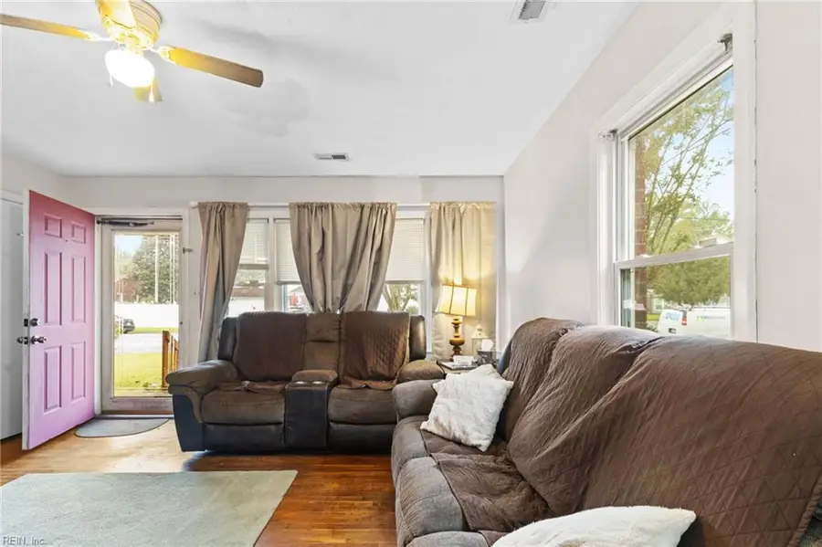 38 Saint Albans Drive, Hampton, VA 23669 - #3
