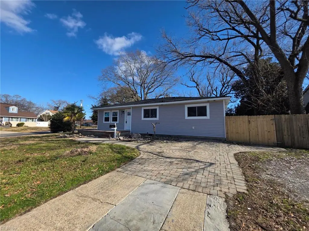 4701 Deerfield Lane, Virginia Beach, VA 23455 - Image #1