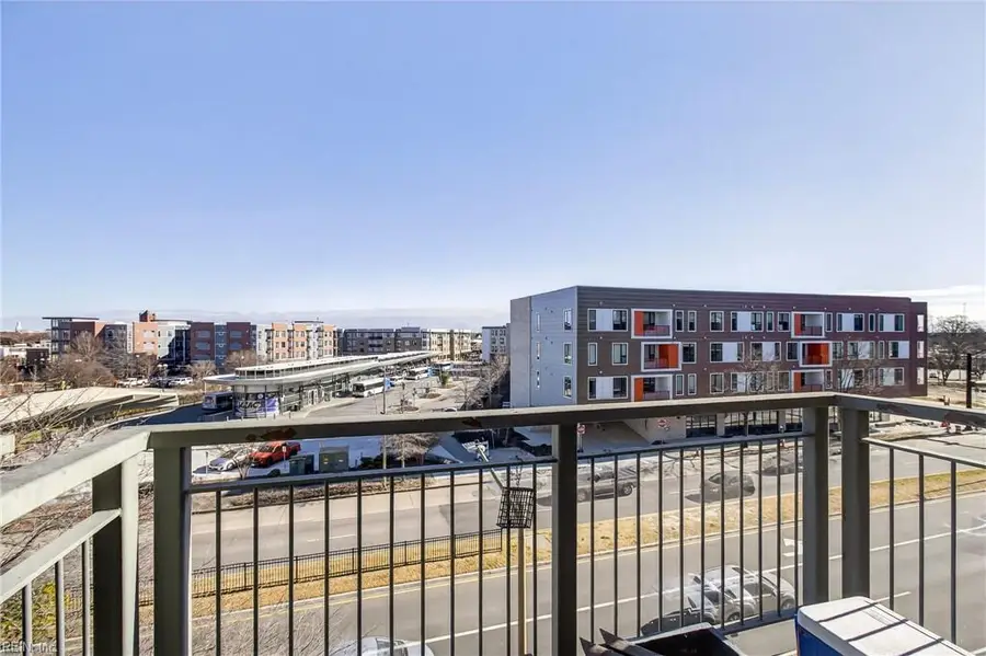 433 Saint Pauls Boulevard #4D, Norfolk, VA 23510 - Image #2