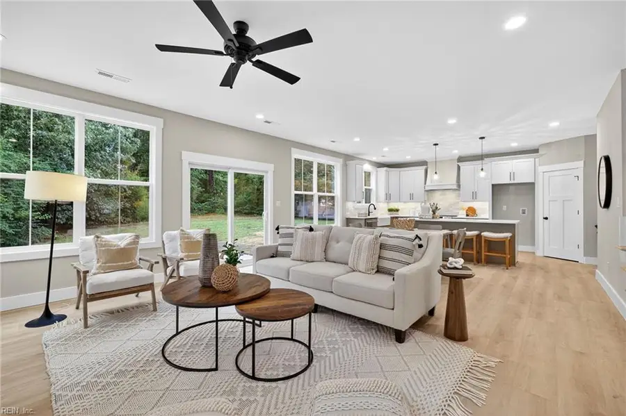 1631 Colonial Avenue, Smithfield, VA 23430 - Image #3