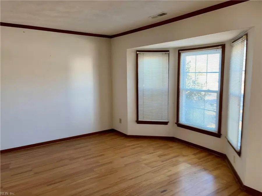 1201 Thackeray Court, Virginia Beach, VA 23454 - Image #3
