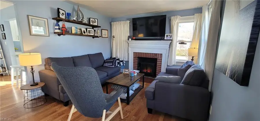 175 W Leicester Avenue, Norfolk, VA 23503 - Image #2