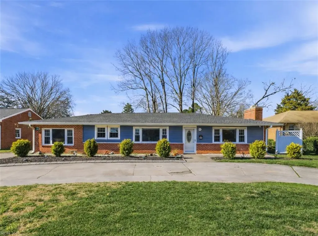 385 Woodland Road, Hampton, VA 23669 - Image #1