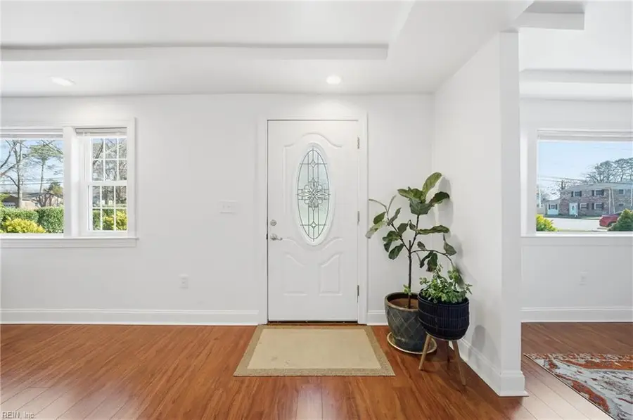 385 Woodland Road, Hampton, VA 23669 - Image #3