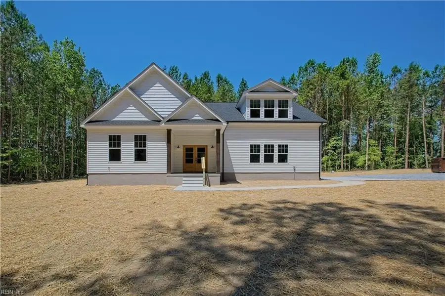 19 Grove Avenue, Suffolk, VA 23434 - Image #3