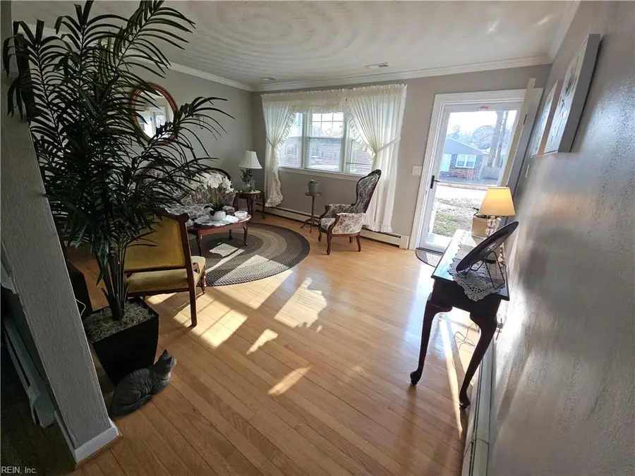 2108 Lockard Avenue Avenue, Chesapeake, VA 23320 - Image #3