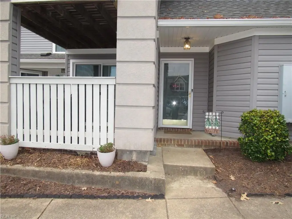 713 Rue Marseille, Chesapeake, VA 23320 - Image #1