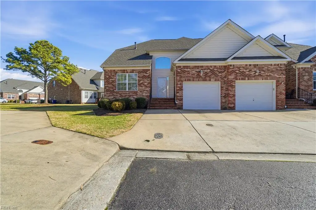 3136 Sterling Way, Portsmouth, VA 23703 - Image #1