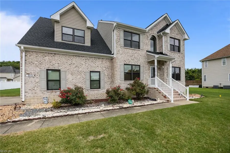 202 Ferguson Place, Suffolk, VA 23435 - Image #2