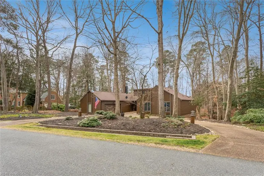 110 Tides Run, Yorktown, VA 23692 - Image #3