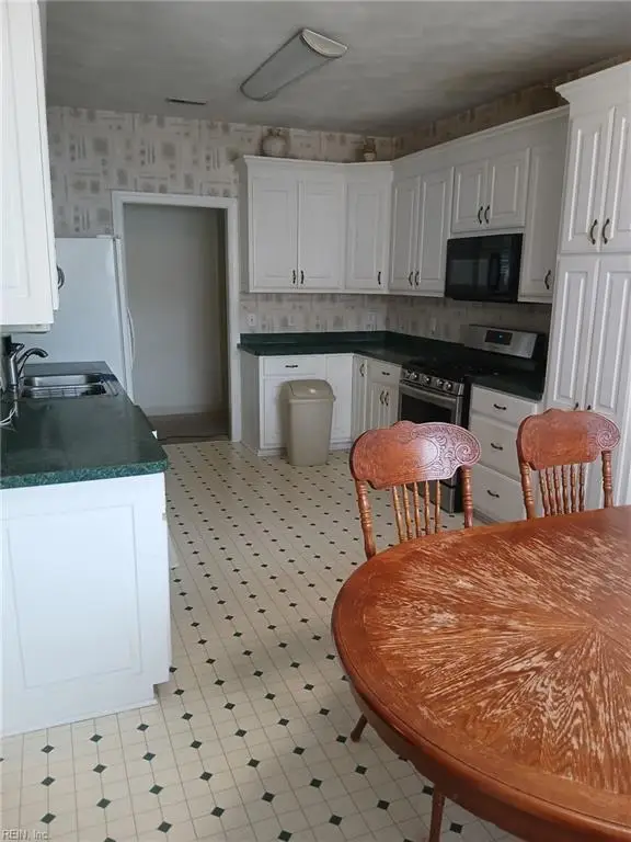 2636 Deerfield Crescent, Chesapeake, VA 23321 - #2