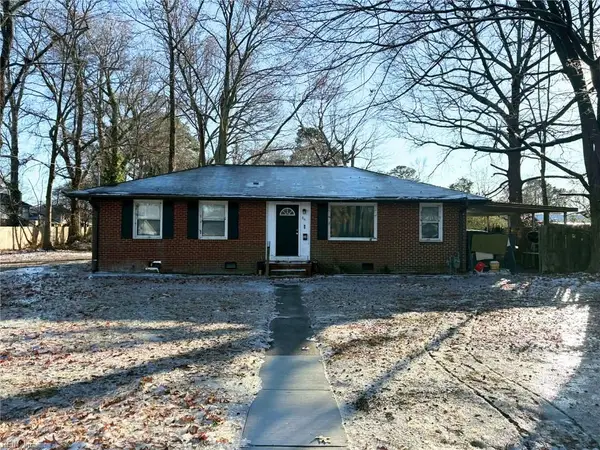 64 Saunders Road, Newport News, VA 23601