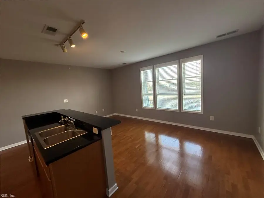 388 Boush Street #410, Norfolk, VA 23510 - Image #2