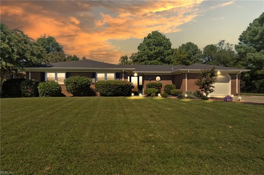 948 W Ferry Plantation Road, Virginia Beach, VA 23455 - Image #1