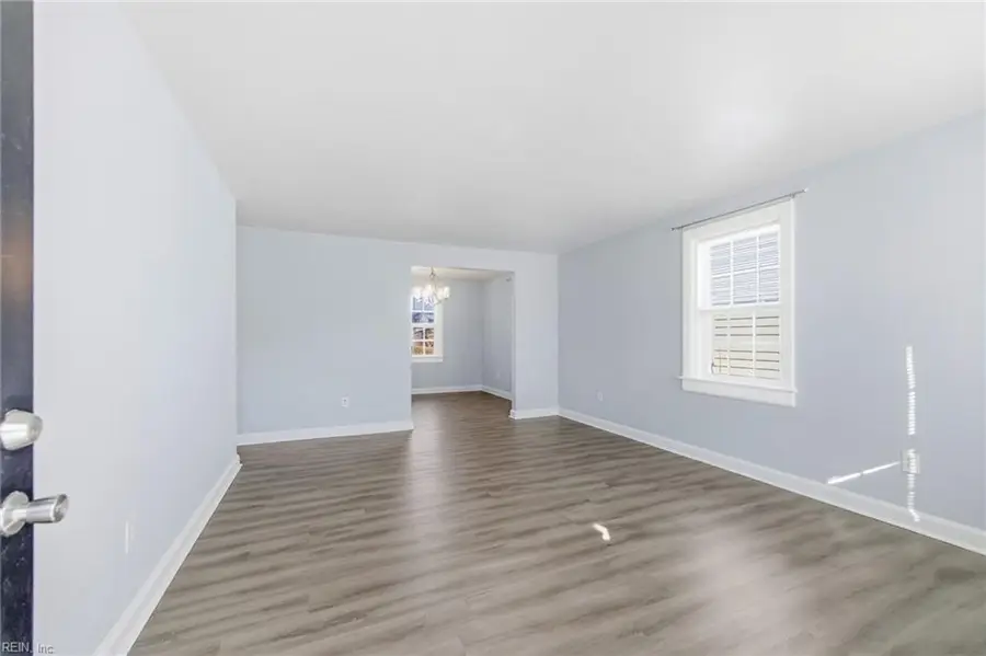 318 E Westmont Avenue, Norfolk, VA 23503 - Image #2