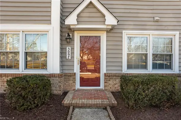 309 Wimbledon Chase #E, Chesapeake, VA 23320